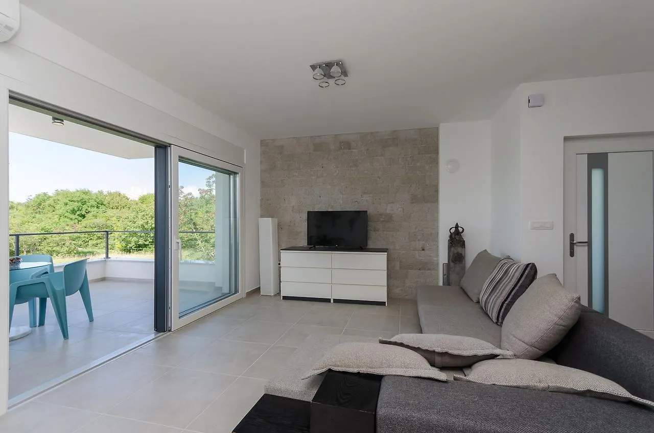 Apartments Residence Romance Pinezici