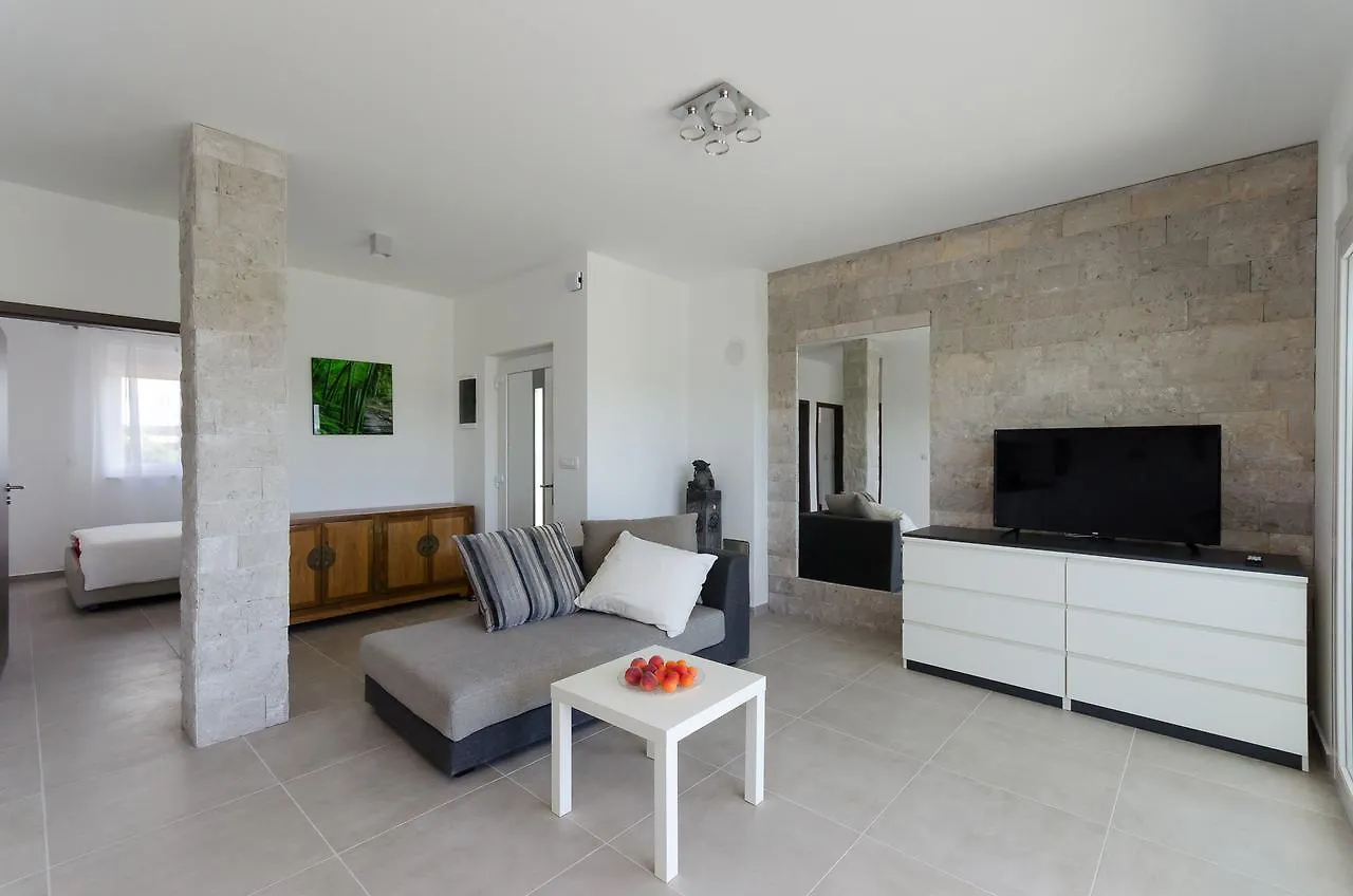 Apartments Residence Romance Pinezici  Pinezici (Krk)